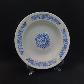 Тарелка фарфоровая винтажная СССР. Синие цветы, цветочный орнамент.
