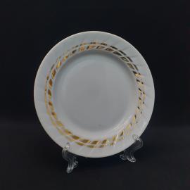 Тарелка фарфоровая винтажная СССР. Роспись золотом, геометрический орнамент.