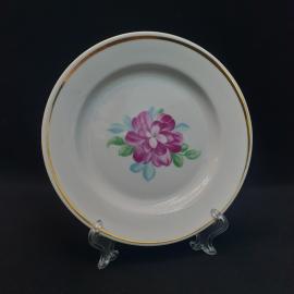 Тарелка фарфоровая винтажная СССР. Роспись цветы, золотая отводка.