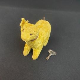 Винтажная заводная игрушка Собачка, высота 9 см, с ключиком работает СССР