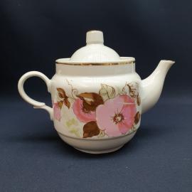 Заварочный чайник фарфоровый, винтажный СССР. Золотой кант, розовые цветы.