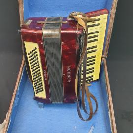 Винтажный аккордеон HOHNER VERDI II,   Германия