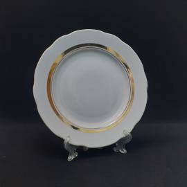 Тарелка фарфоровая винтажная СССР. Дулево. Роспись золотом, волнистый край.