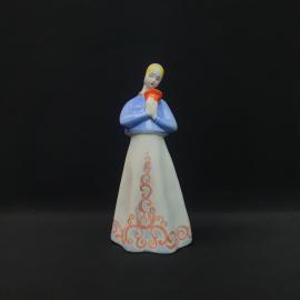 Винтажная статуэтка Настенька из сказки "Аленький цветочек" высота 22 см, Полонное, фарфор СССР