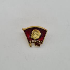 Значок СССР, ВЛКСМ, профиль Ленина на красном знамени, комсомольский, советский и винтажный