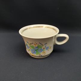 Кружка чайная кофейная, чашка фарфоровая СССР, винтажная. Цветы, роспись золотом.