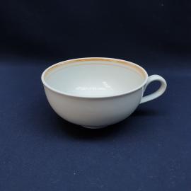 Кружка чайная кофейная, чашка фарфоровая СССР, винтажная. Белая, отводка золотом.