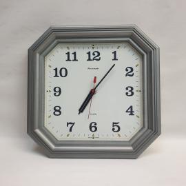 Настенные часы "Кварц", восьмиугольные, стильный серебристый корпус, белый циферблат, 30 см,СССР