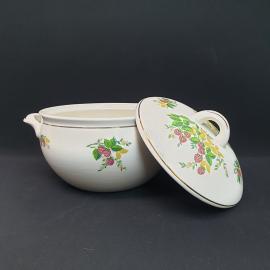 Винтажная супница ЗиК Конакова, Ягода Малинка, фаянс, СССР