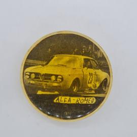 Значок СССР. Alfa Romeo, гоночный автомобиль, автоспорт. Винтажный значек.