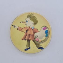 Значок СССР. Буратино с палитрой и кистью, мультфильм. Винтажный значек.