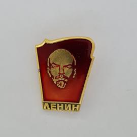 Значок СССР. Ленин, портрет вождя, революция. Винтажный значек.