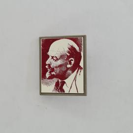 Значок СССР. Портрет Ленина, революционная тематика. Винтажный значек.