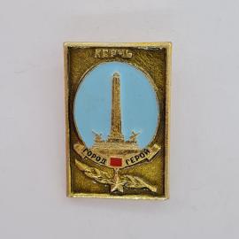 Значок СССР. Керчь, город герой, обелиск Славы, Крым. Винтажный значек.