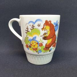 Кружка фарфоровая винтаж СССР. Сказочный сюжет с колобком, медведем и печкой, детская посуда
