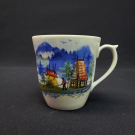 Кружка чайная кофейная, чашка фарфоровая СССР, винтажная, роспись с пейзажем.