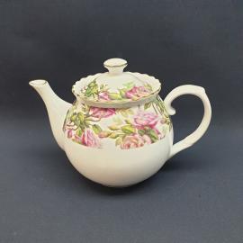 Винтажный чайник с крышкой, СССР. Фарфоровый заварочный для сервировки, декор розы и позолота