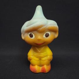 Винтажная игрушка СССР. Резиновая фигурка мальчик с хохолком, коллекционная детская игрушка