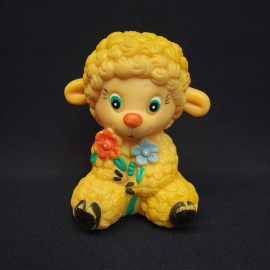 Винтажная игрушка СССР. Резиновый ягненок с цветами, коллекционная фигурка для интерьера