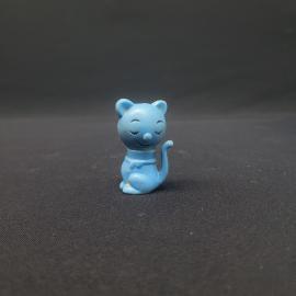 Винтажная миниатюрная фигурка кошка СССР. Пластиковая игрушка котенок для коллекции и декора