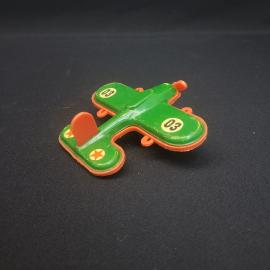 Винтажная игрушка СССР. Пластмассовый самолётик на колёсах, детская модель с номером 03
