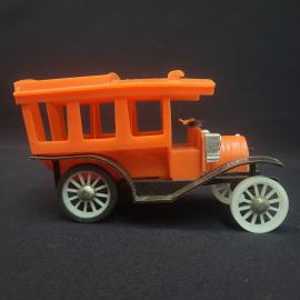 Винтажная игрушка СССР. Пластмассовый ретро автомобиль фургон с кузовом, детская машинка СССР