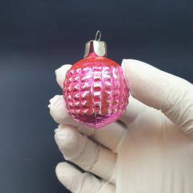 Винтажная елочная игрушка ссср. Стеклянный шар малиновый с рельефным узором, подвеска ёлочная