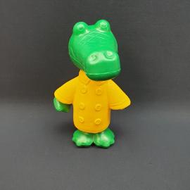 Винтажная игрушка ссср. Крокодил в плаще, детская пластиковая фигурка советского периода