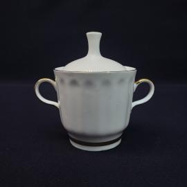 Сахарница фарфоровая с крышкой, винтаж СССР. Белая с позолотой, для сервировки стола