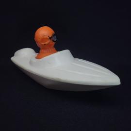 Винтажная игрушка ссср. Пластиковый катер с фигуркой пловца в очках, для коллекции и декора