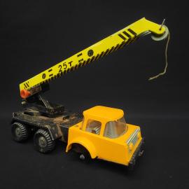 Винтажная игрушка СССР. Автокран АК 25, металлическая машинка с поворотной стрелой СССР