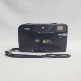 Винтажный фотоаппарат Kodak Star Focus Free. Пленочная камера эпохи СССР для коллекции