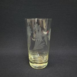 Стакан винтажный СССР. Стекло с матовым цветочным рисунком, для воды и домашней сервировки