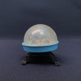 Винтажная игрушка СССР. Космический аттракцион с куполом, механическая настольная игрушка СССР