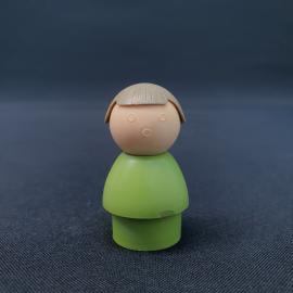 Винтажная мини фигурка мальчик. Игрушка пластмассовая СССР для коллекции и советского интерьера