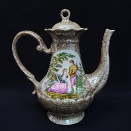 Винтажный чайник СССР. Керамический кофейник с крышкой, декоративный сюжет с парой, ретро