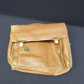 Портфель винтажный, СССР. Коричневый, из кожзаменителя, с металлическими застежками