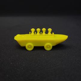 Игрушка винтажная, СССР. Пластмассовый катер на колесах, миниатюрная детская модель