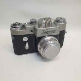 Фотоаппарат винтажный, СССР. Зеркальный Кристалл, металлический корпус, с объективом