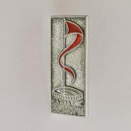 Значок СССР. Слава советскому спорту, факел и стадион, спорт. Винтажный значек.