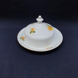 Масленка винтажная, СССР. Фарфор, с крышкой и подставкой, декор желтые розы