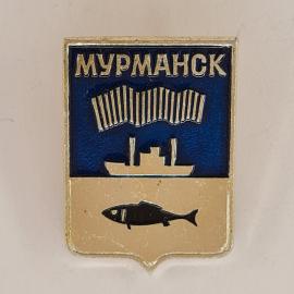 Значок СССР. Мурманск, рыба и корабль, северный порт. Винтажный значек.