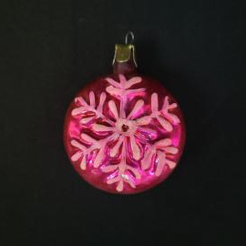 Елочная игрушка винтажная, СССР. Стеклянный шар малиновый с рельефным белым узором