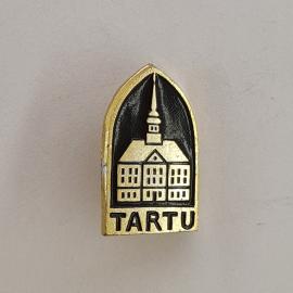 Значок СССР. Тарту, городская архитектура, здание со шпилем. Винтажный значек.