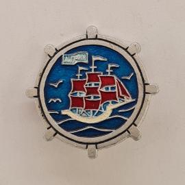 Значок СССР. Артек, парусник, море, чайки, морская тематика. Винтажный значек.