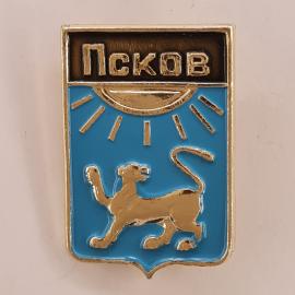 Значок СССР. Псков, герб города с барсом и солнцем. Винтажный значек.