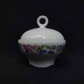 Сахарница винтажная, СССР. Фарфор Jlmenau, с крышкой и цветочным орнаментом