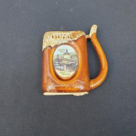 Кружка поильник винтажная, СССР. Сувенирная, в форме чайника с видом Карловых Вар