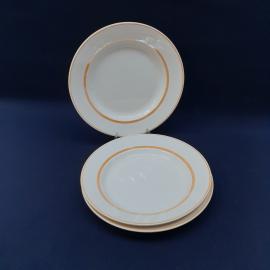 Тарелки винтажные, СССР. Набор 3 шт., фарфор, белые с золотистой каймой