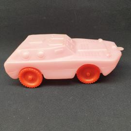 Машинка игрушечная винтажная, СССР. Пластмасса, на колесах, розовая с красными колесами
